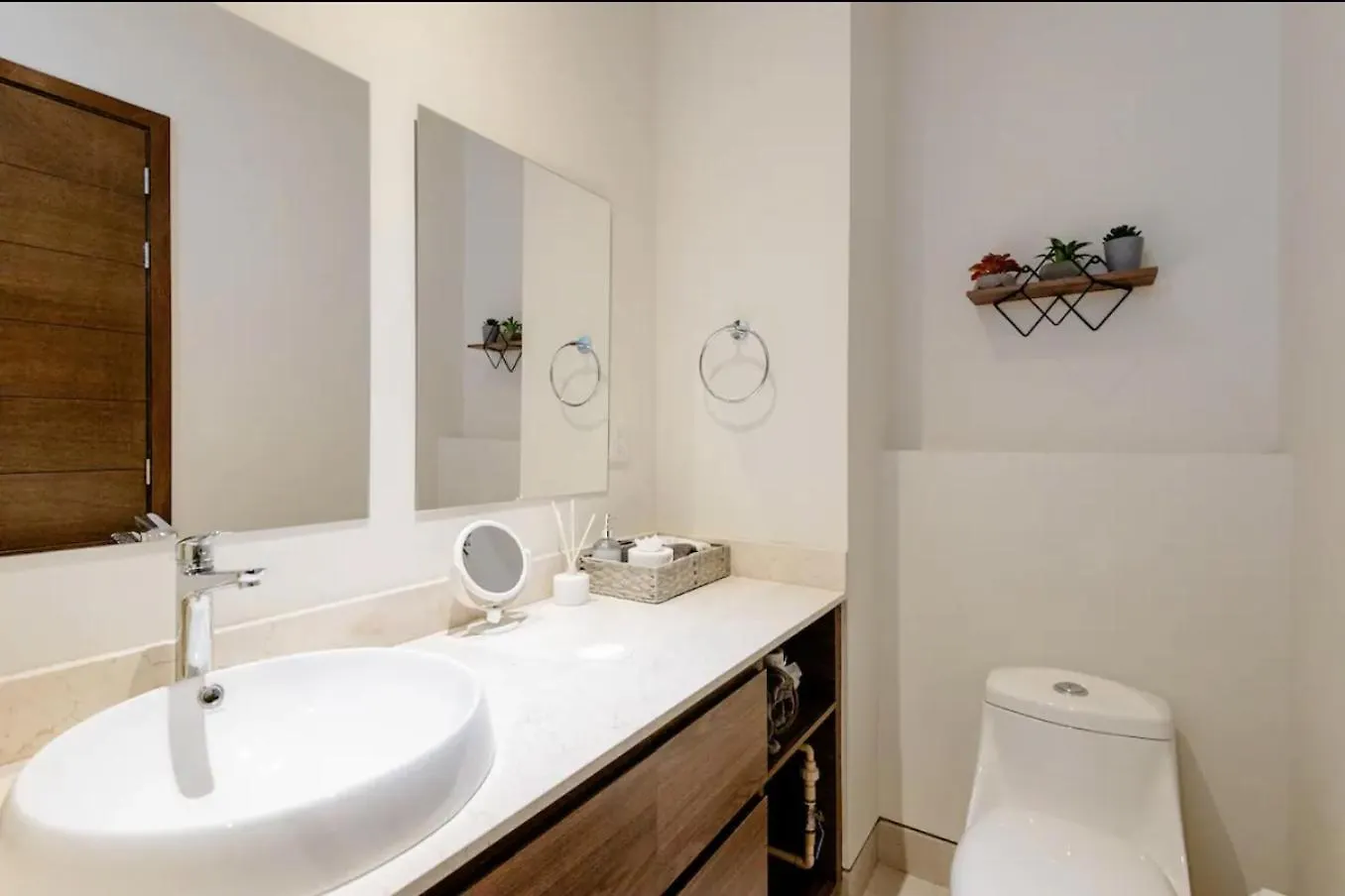 Loft Con Balcon Privado, Estacionamiento Gratis - Un Oasis En Los Cabos Cabo San Lucas